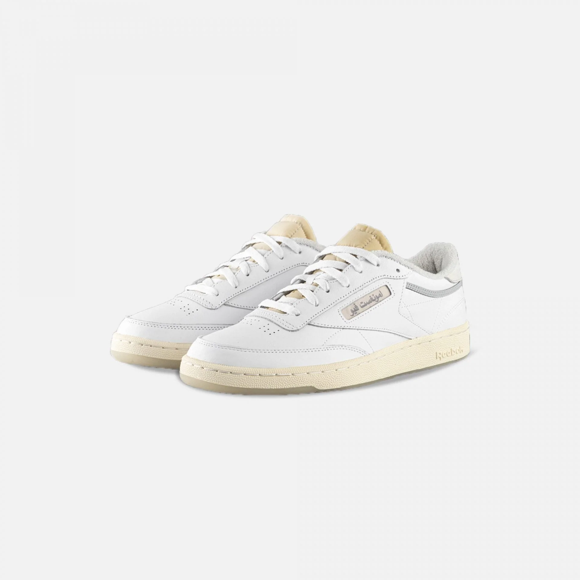 Reebok | amongst few CLUB C  { MAGIC CARPET - Image 2