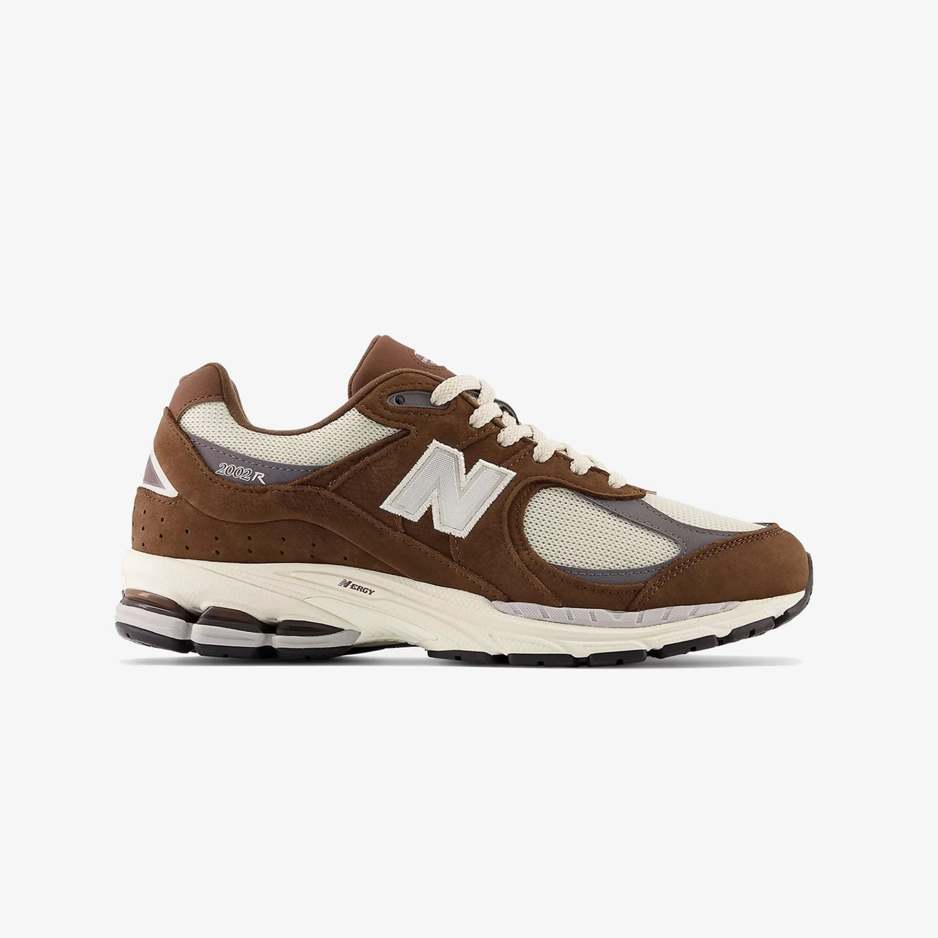 New Balance | 2002R { MOONBEAM