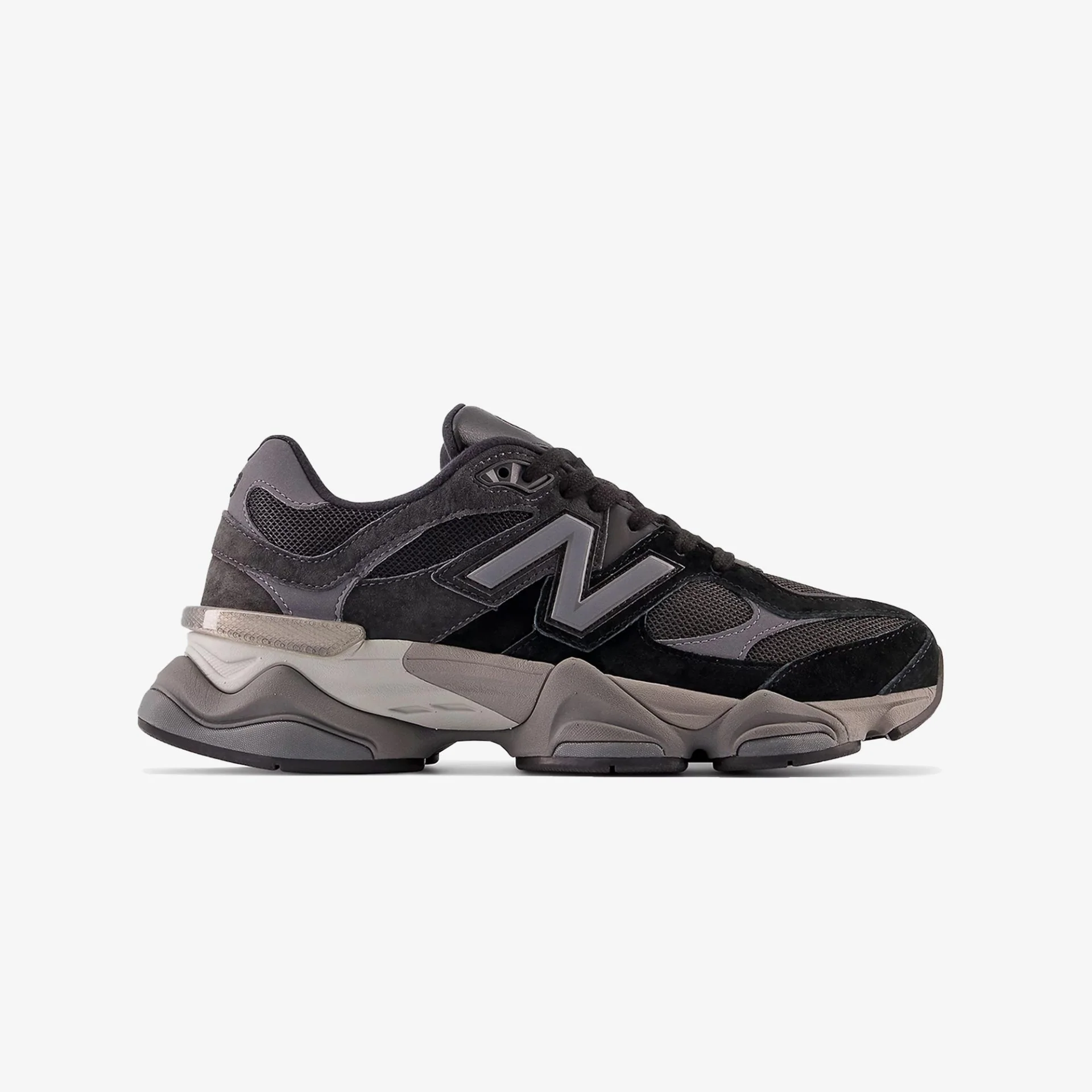 New Balance | 9060 { BLACK