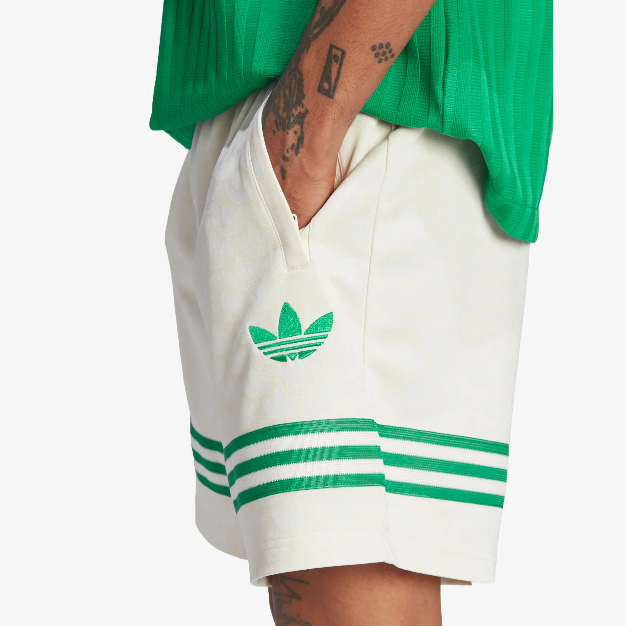 Adidas Originals | ADICOLOR 70S MONOGRAM SHORTS { WONDER WHITE - Image 4