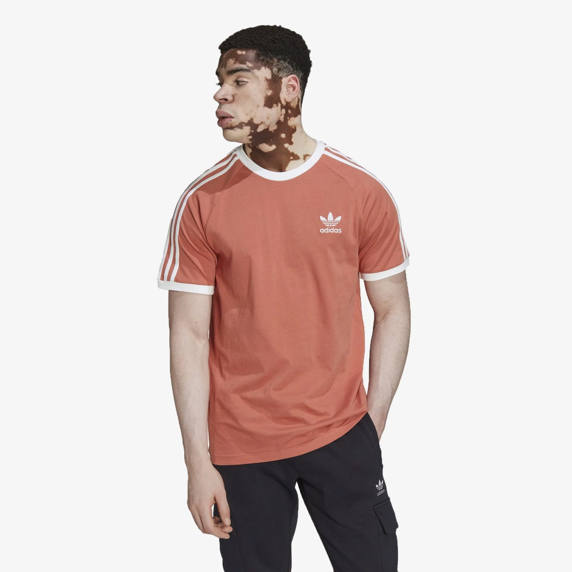 Adidas Originals | ADICOLOR CLASSICS 3-STRIPES TEE { MAGIC EARTH