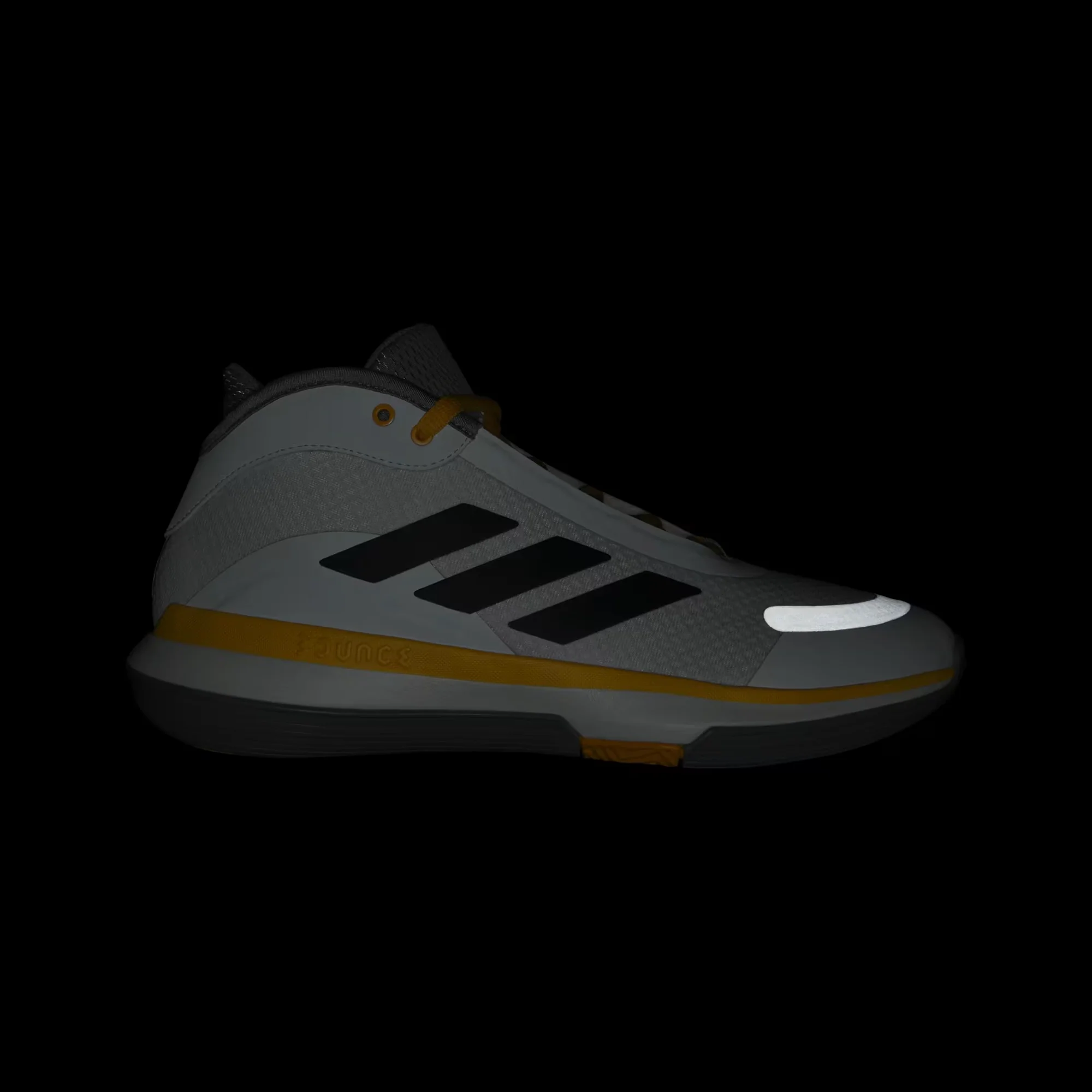 ADIDAS | BOUNCE LEGENDS LOW { CORE BLACK/OFF WHITE - Image 5