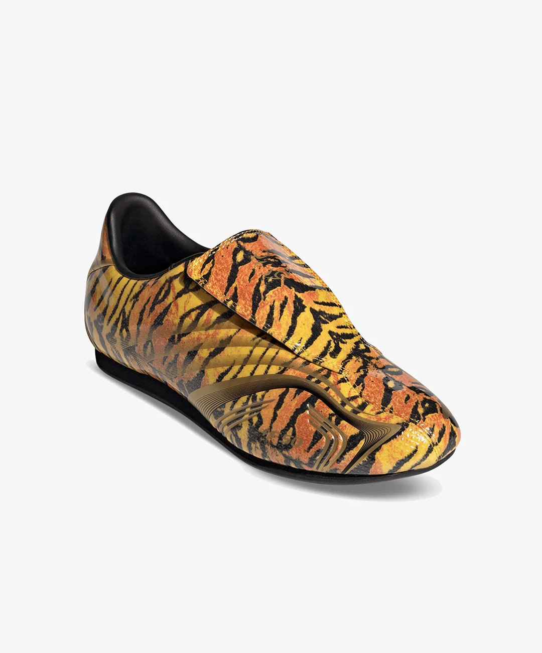 adidas | F50 TAEKWONDO { YELLOW/GOLD METALLIC-CORE BLACK - Image 3