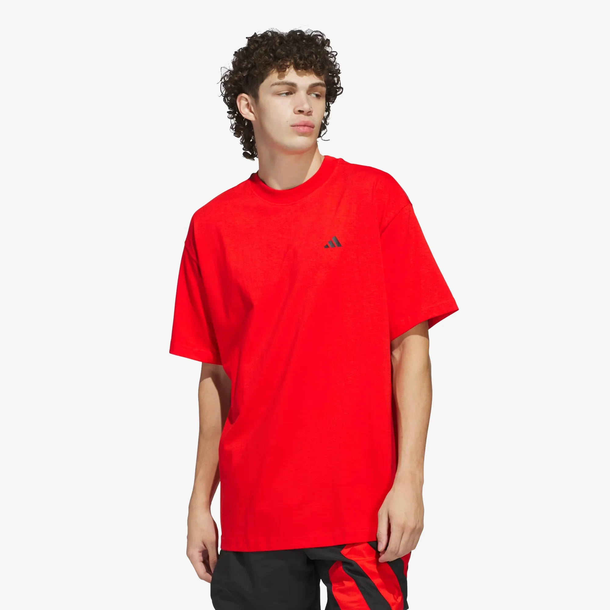 Adidas Originals | ANTHONY EDWARDS SEASONAL LOGO TEE { ACTIVE RED - Image 2