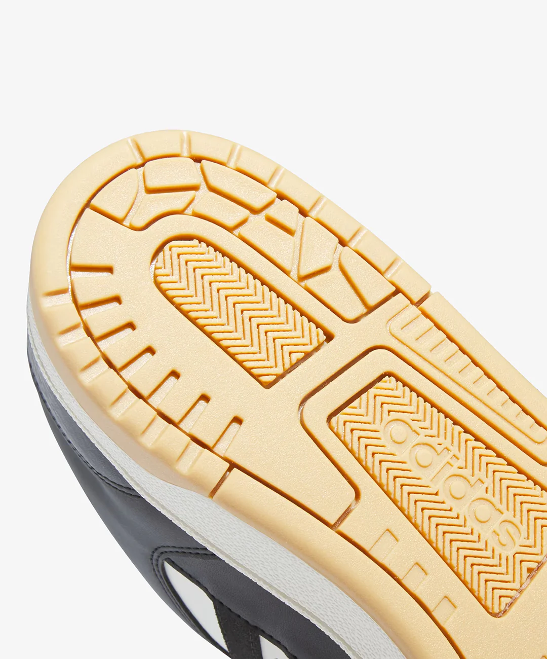 ADIDAS ORIGINALS | BREAK START { CORE BLACK/WHITE - Image 6
