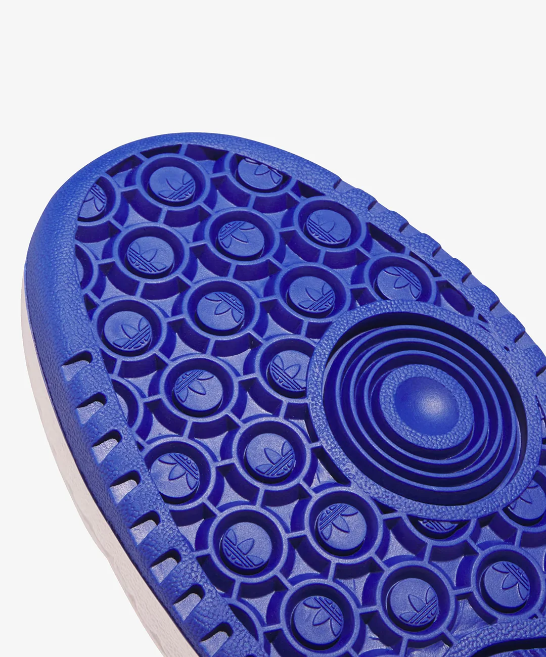 ADIDAS ORIGINALS | FORUM LOW CL { CORE WHITE/ TEAM ROYAL BLUE/ CORE BLUE - Image 6