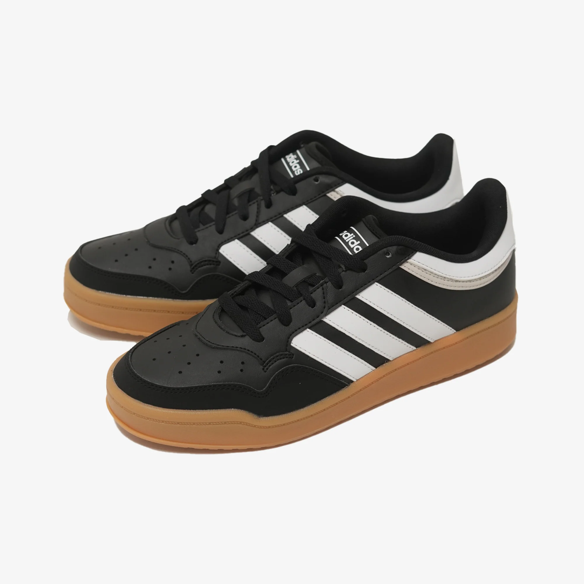 ADIDAS ORIGINALS | HOOPS 4.0 IKD { CBLACK/FTWWHT/GUM3 - Image 3