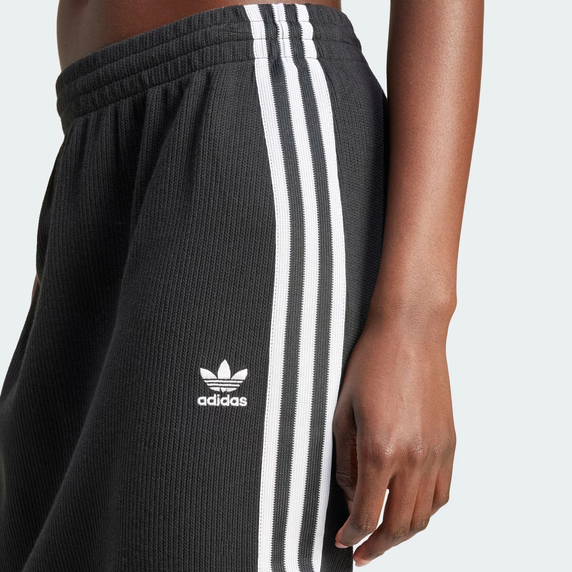 ADIDAS ORIGINALS | KNIT SKIRT { BLACK - Image 3