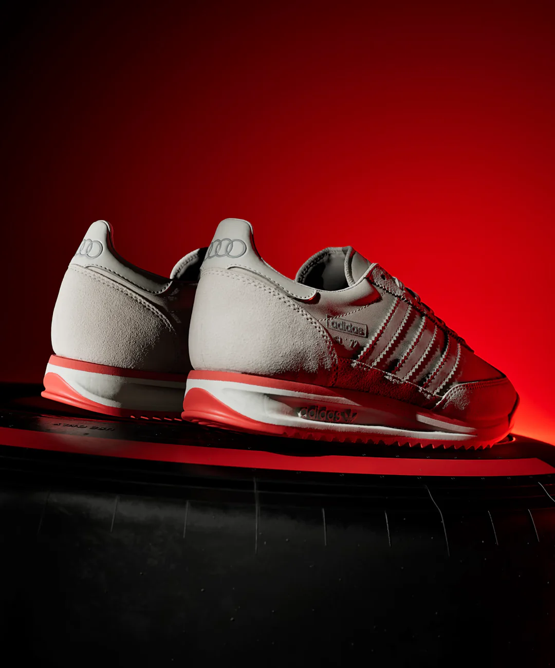 ADIDAS ORIGINALS | SL 72 RS AUDI REVOLUT F1 TEAM { GREY / CHALK PEARL / HI-RES RED - Image 4