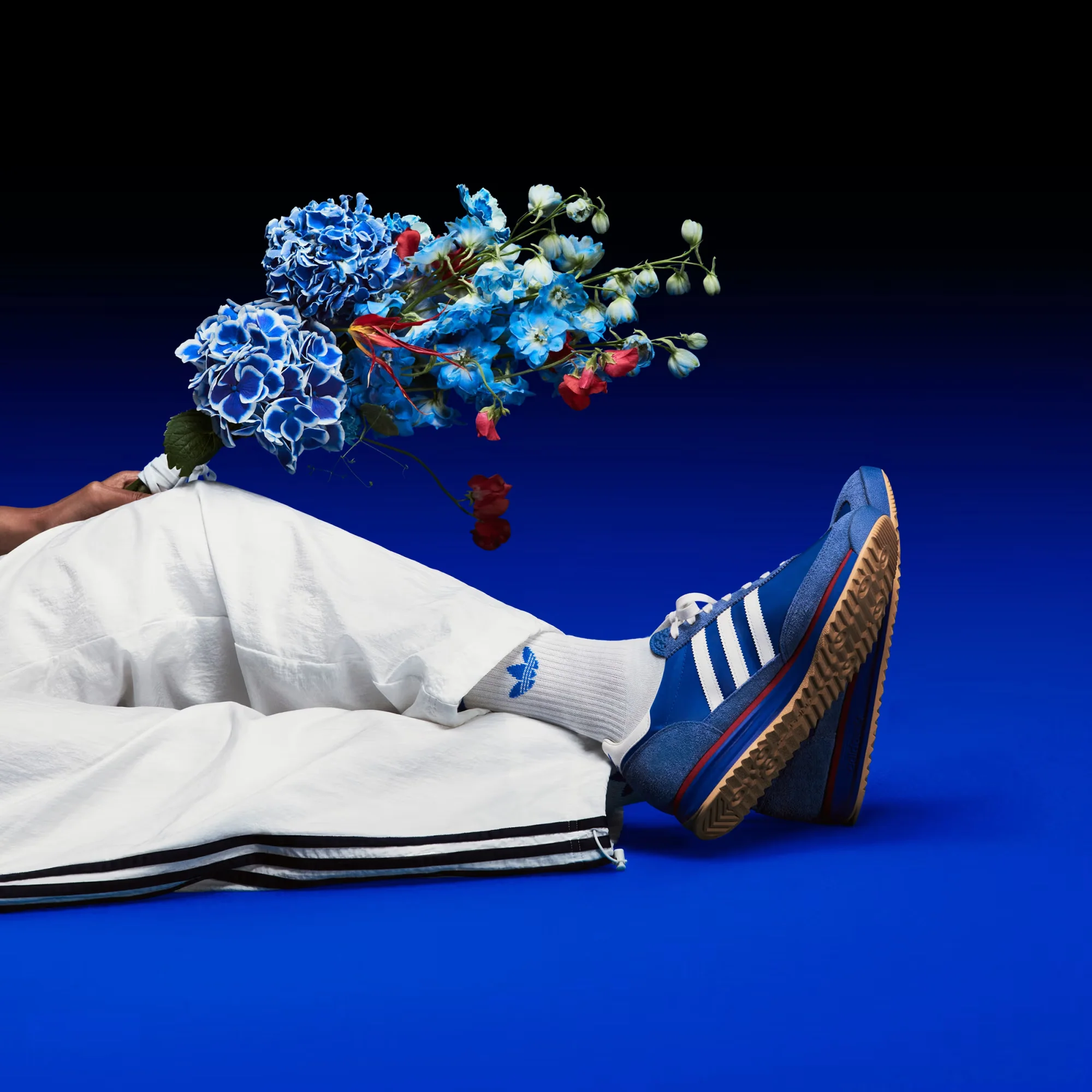 ADIDAS ORIGINALS | SL 72 RS { BLUE/CORE WHITE/BETTER SCARLET - Image 8
