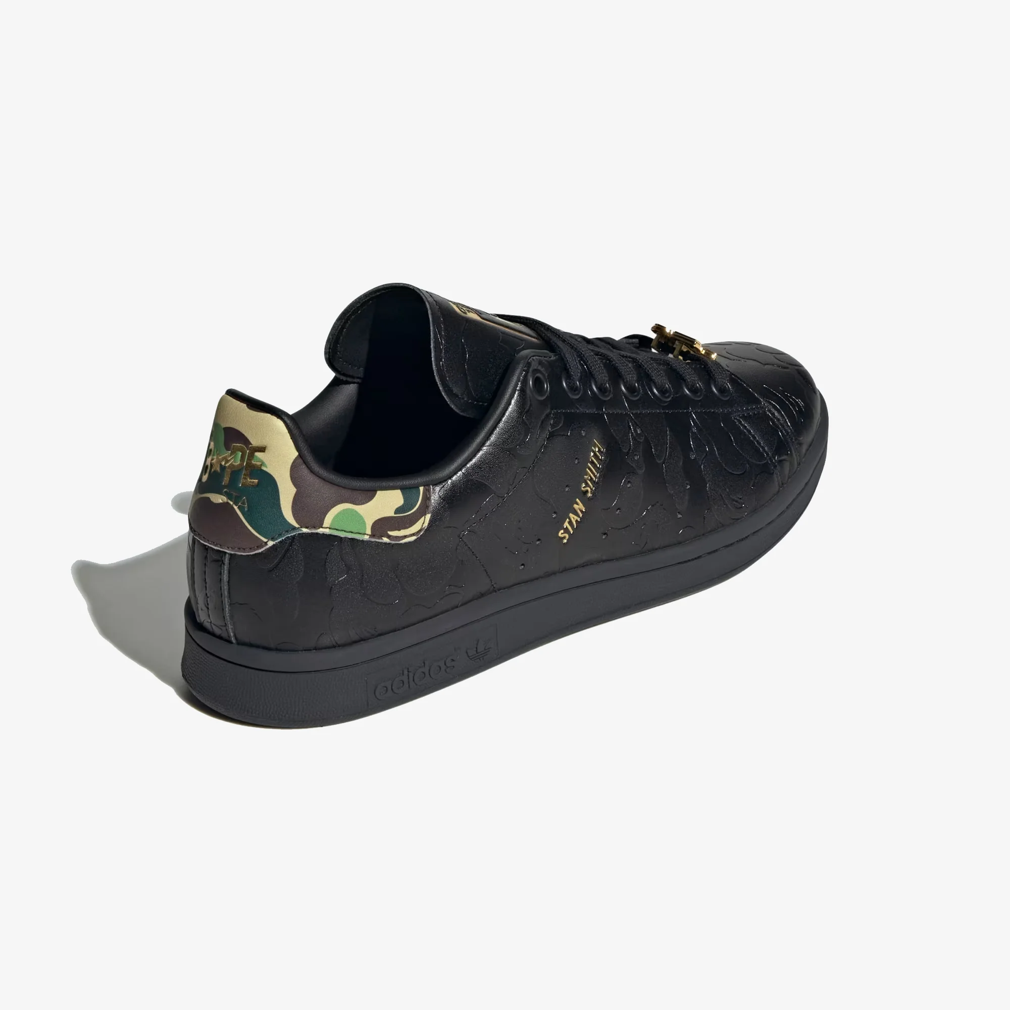 Adidas Originals | X BAPE STAN SMITH { CORE BLACK/GOLD METALLIC - Image 5