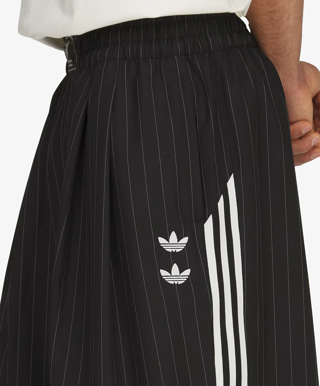 Adidas Originals | x CHAVARRIA PINSTRIPE LONG SHORT { BLACK/WHITE - Image 4