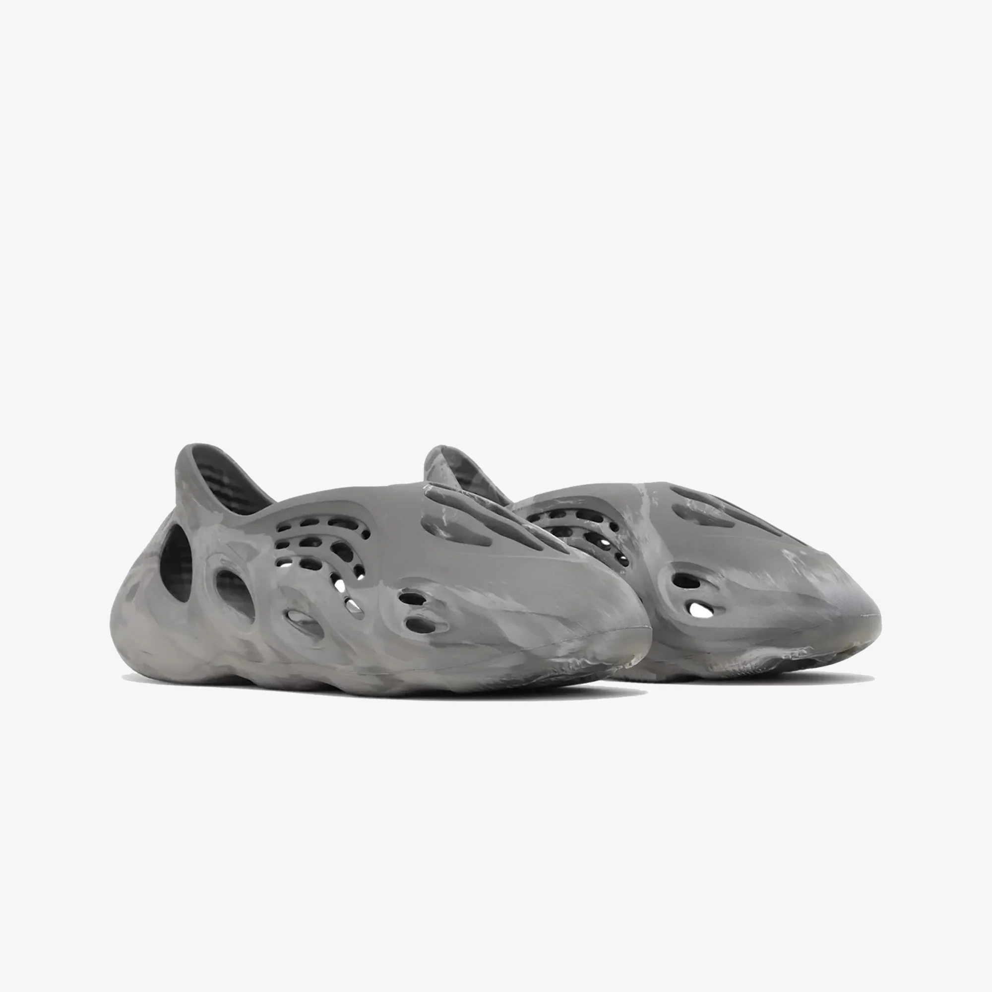 ADIDAS ORIGINALS | YZY FOAM RNR { ANATOMICAL/MX GRANITE - Image 3