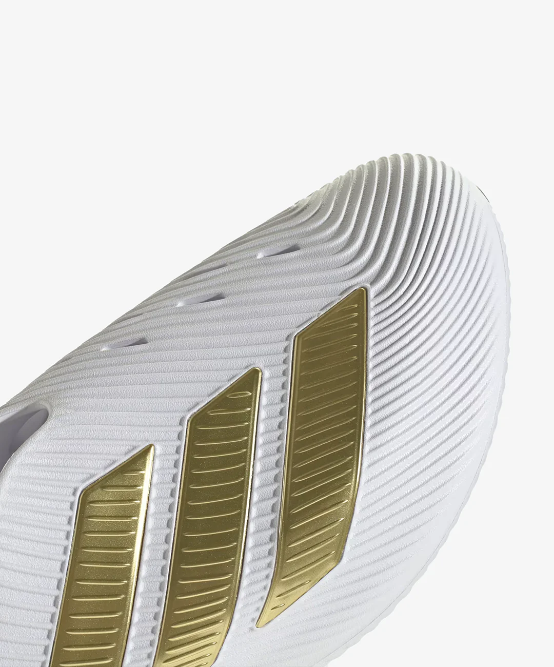 ADIDAS | PURECHILL { CLOUD WHITE/GOLD METALLIC/CORE BLACK - Image 3
