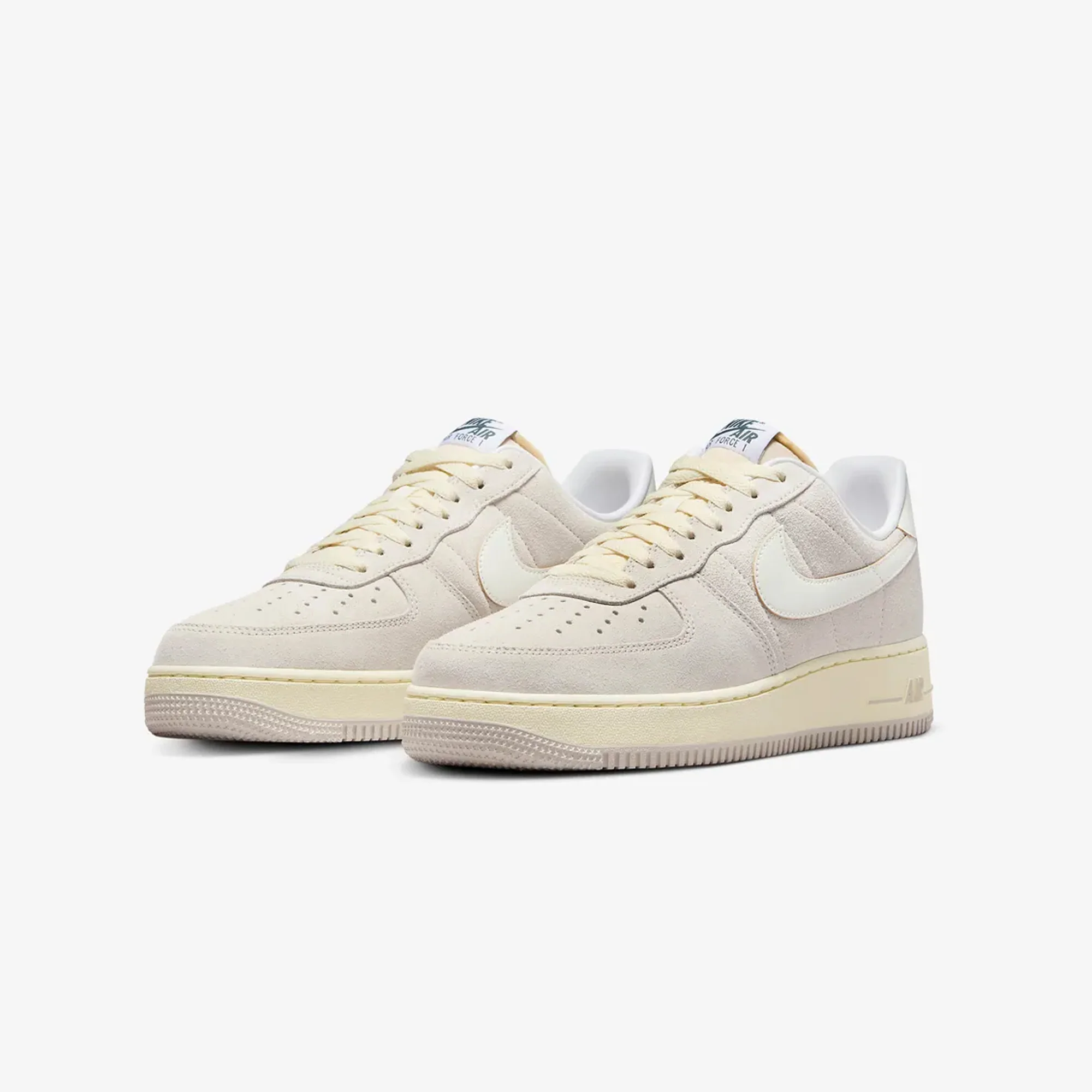 Nike | AIR FORCE 1 '07 { LT OREWOOD BRN/SAIL-COCONUT MILK - Image 2