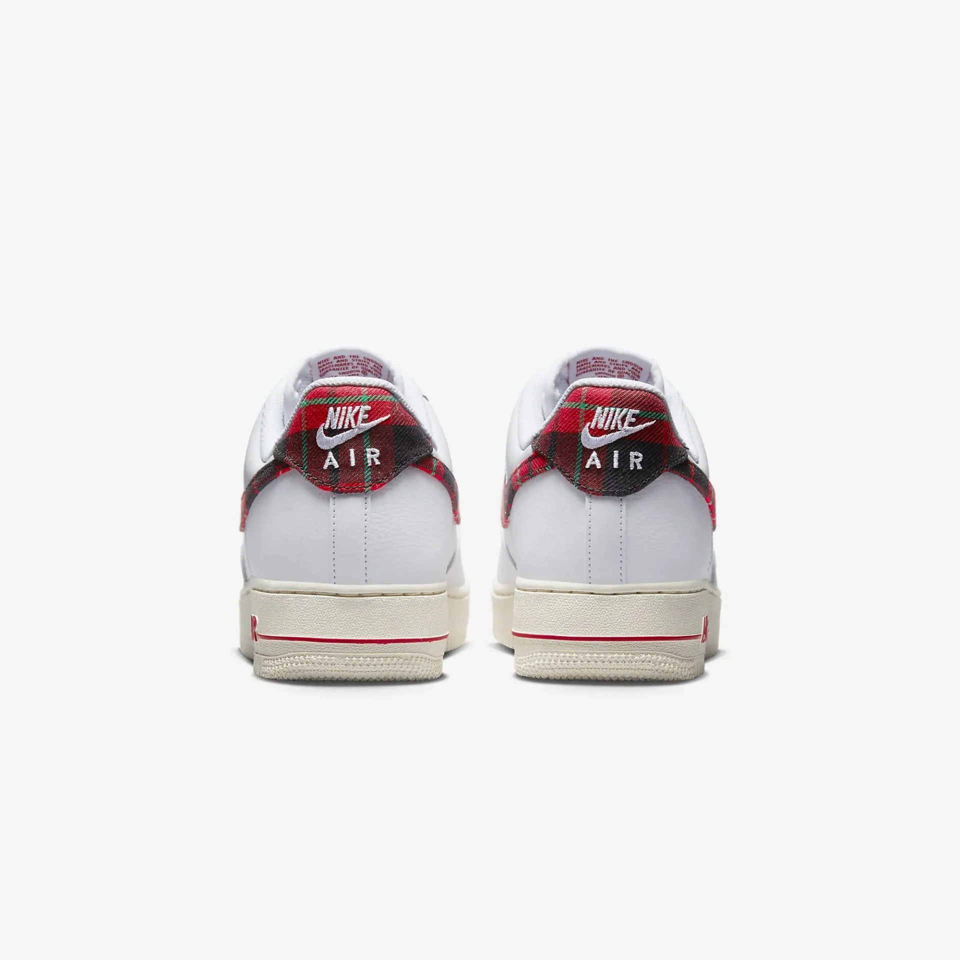 Nike | AIR FORCE 1 '07 LV8 { WHITE - Image 3