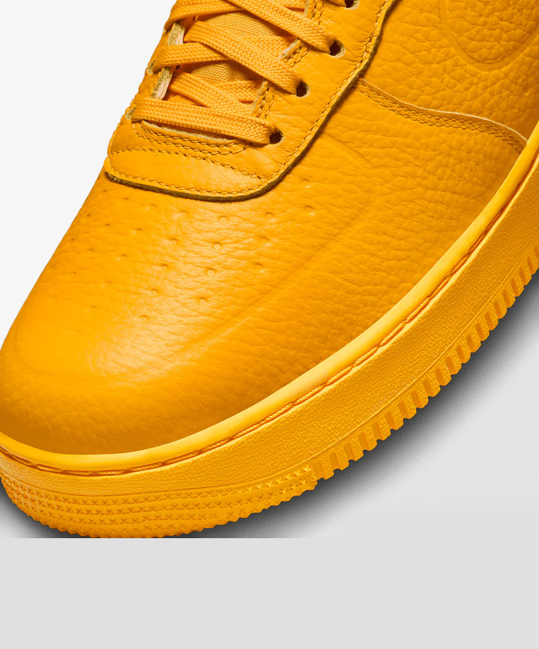 Nike | AIR FORCE 1 '07 PRO-TECH { UNIVERSITY GOLD/UNIVERSITY GOLD - Image 5