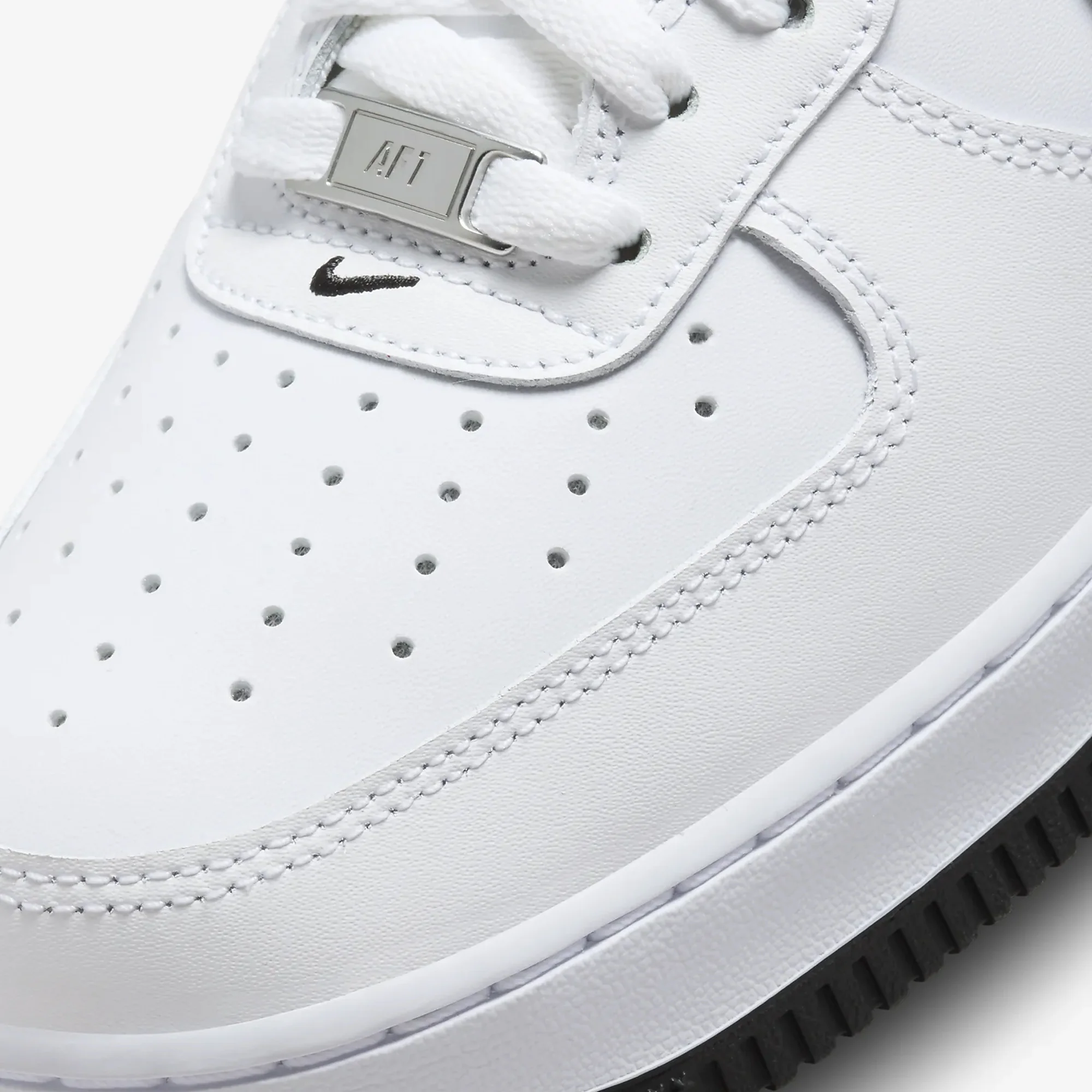 Nike | AIR FORCE 1 '07 { WHITE/BLACK-WHITE - Image 4