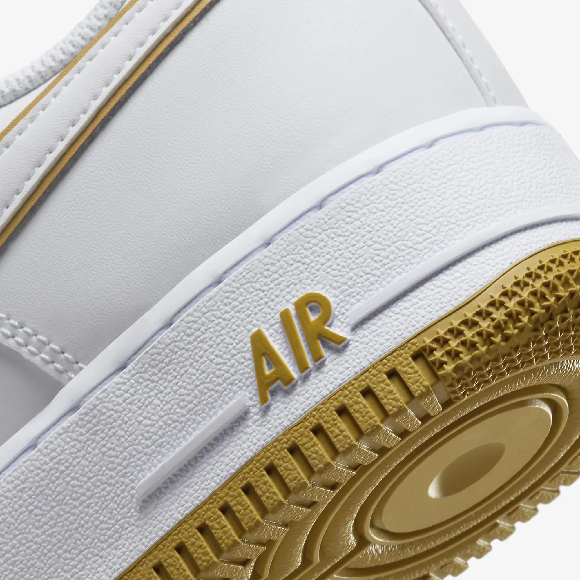 Nike | AIR FORCE 1 '07 { WHITE/WHITE-BRONZINE - Image 5