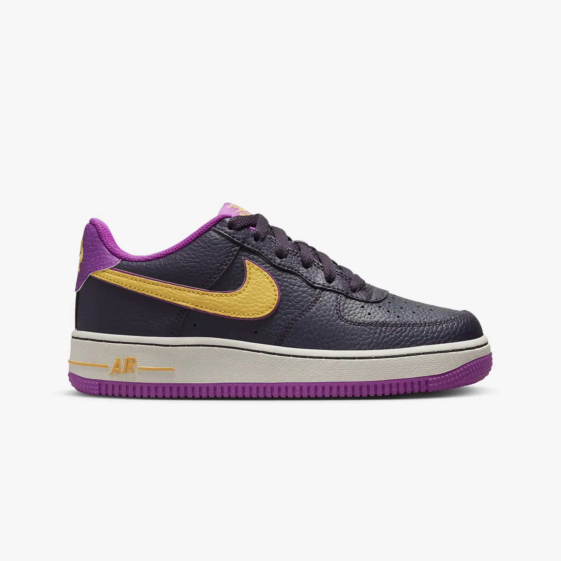 Nike | AIR FORCE 1 { CAVE PURPLE/SOLAR FLARE