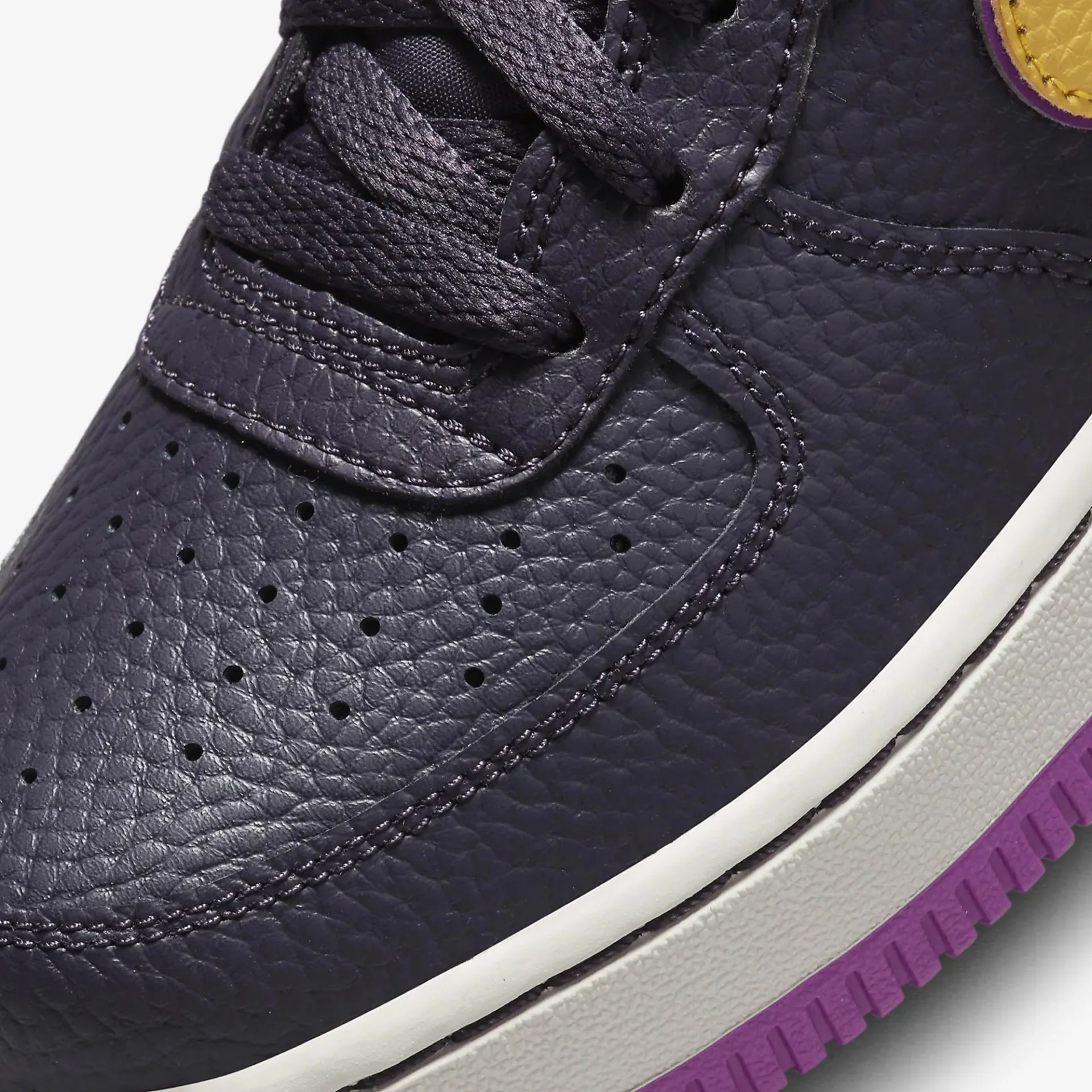 Nike | AIR FORCE 1 { CAVE PURPLE/SOLAR FLARE - Image 4