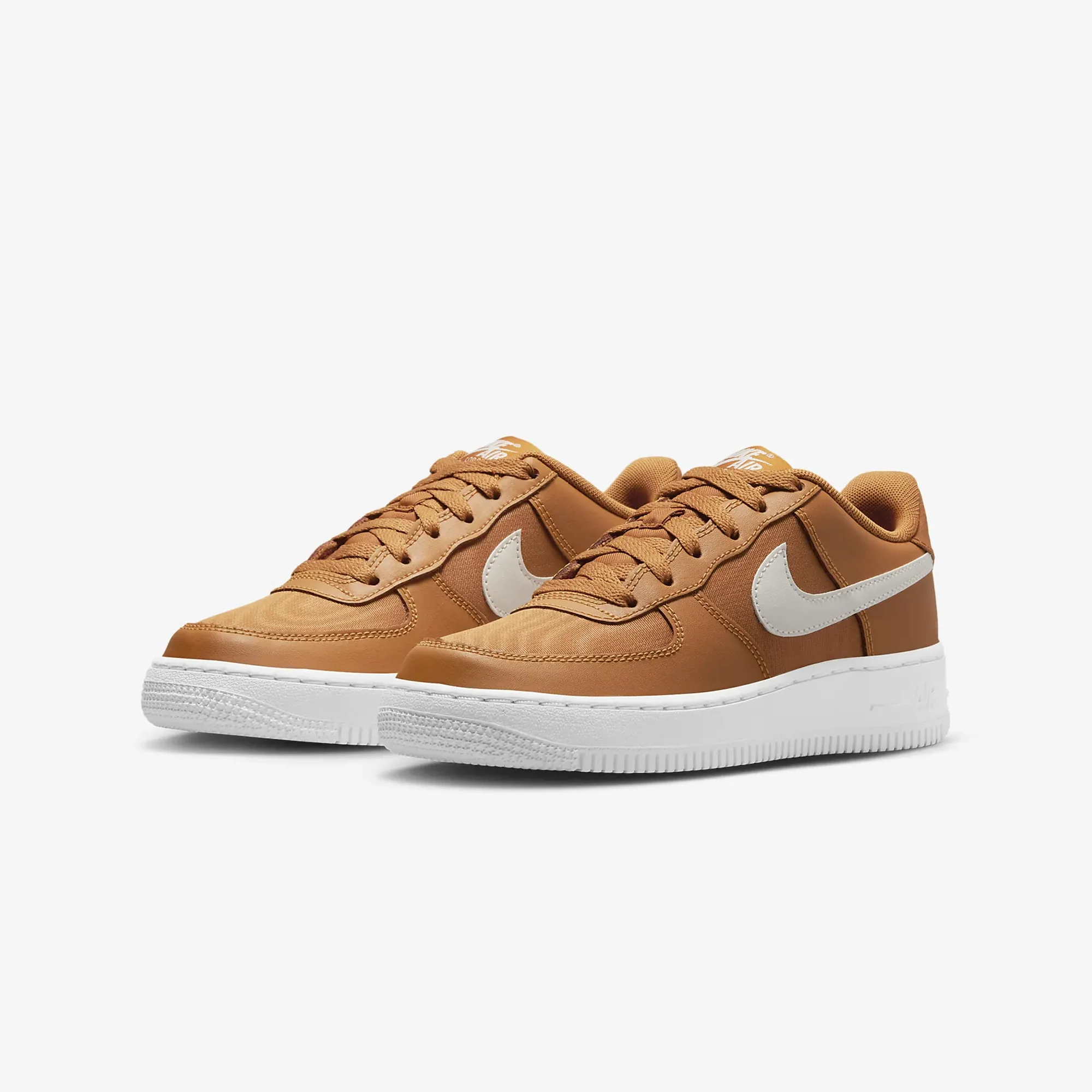 Nike | AIR FORCE 1 LV8 2 { MONARCH/SAIL - Image 2