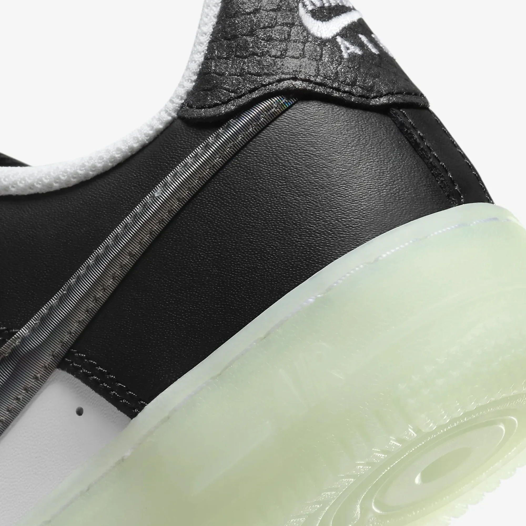 Nike | AIR FORCE 1 LV8 (GS) { WHITE/BLACK-VAPOR GREEN - Image 5