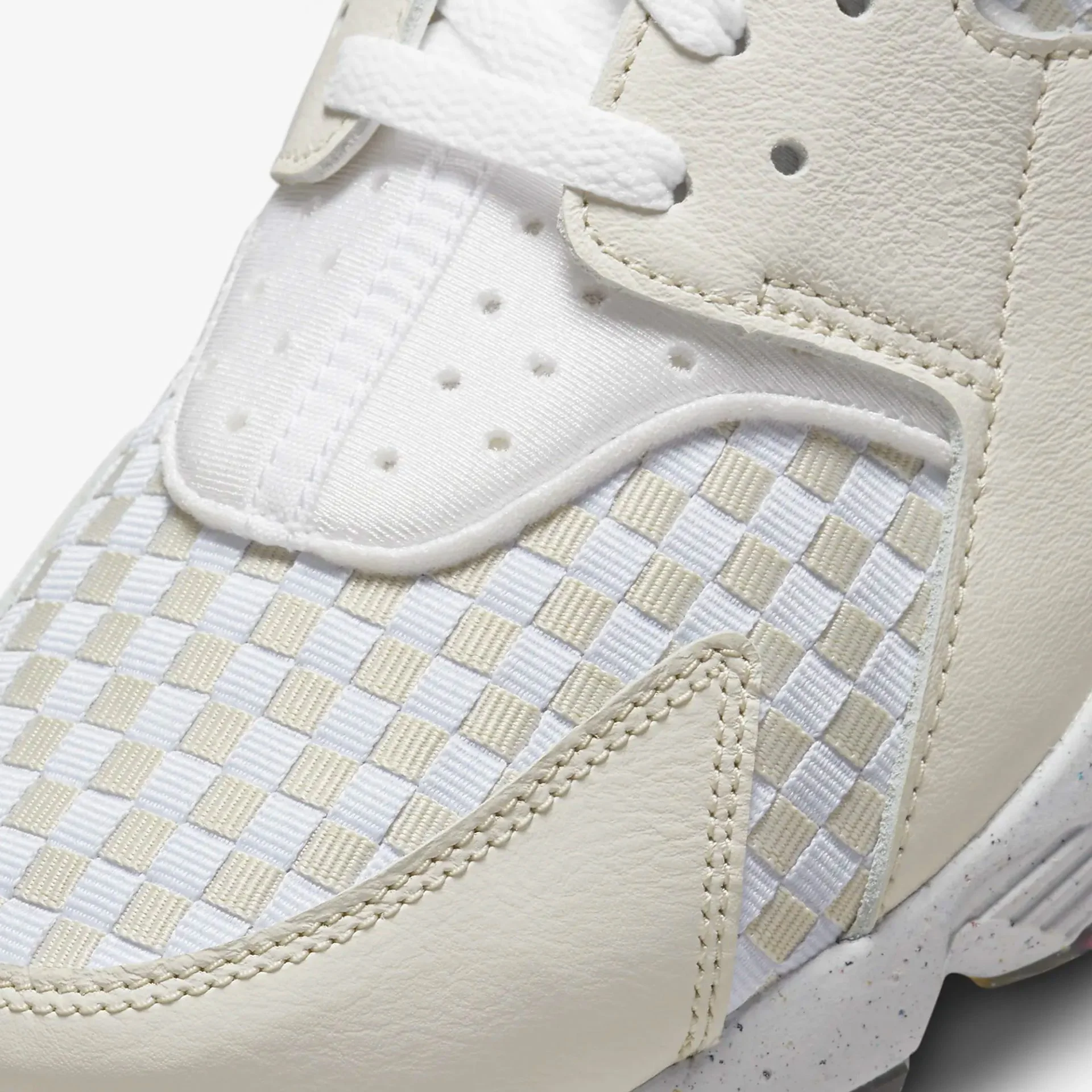 Nike | AIR HUARACHE CRATER PRM { NEXT NATURE - Image 5