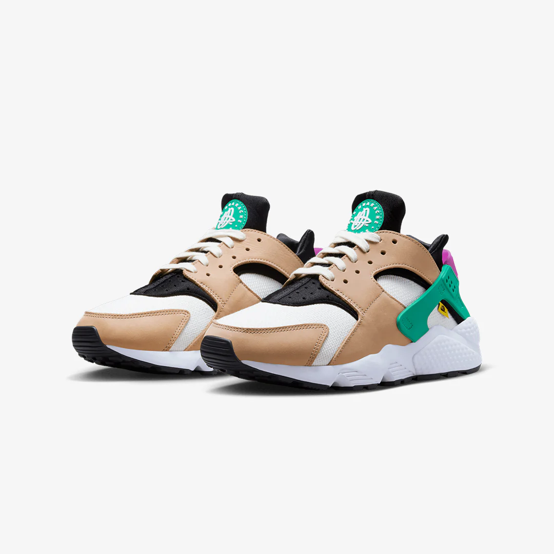 Nike | AIR HUARACHE PREMIUM { SAIL/HEMP-BLACK-WHITE - Image 2