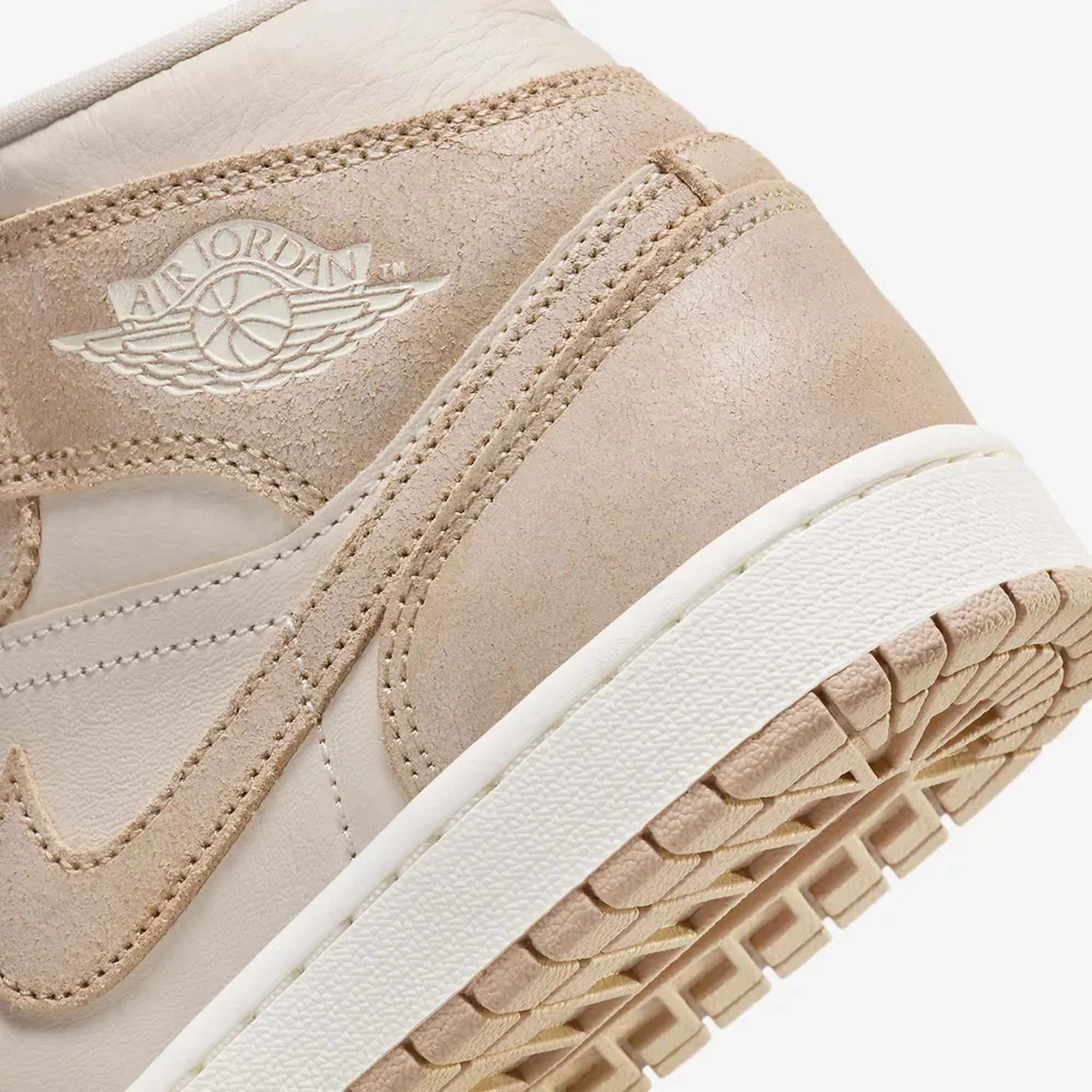 Jordan | AIR JORDAN 1 MID SE { LEGEND LT BROWN/LEGEND MD BROWN-SAIL - Image 5