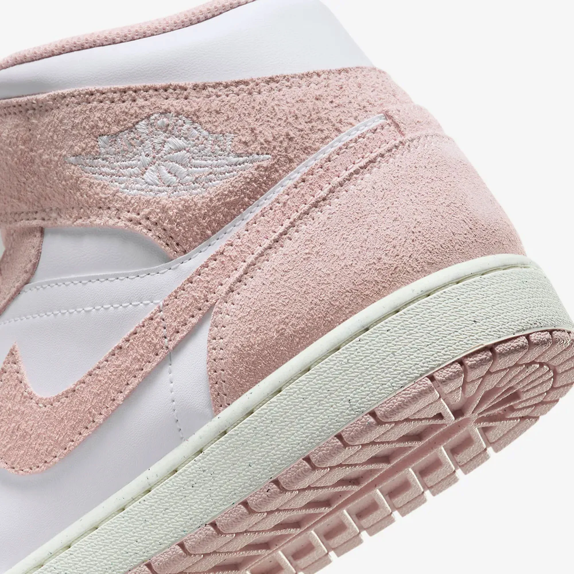 Jordan | AIR JORDAN 1 MID SE { WHITE/LEGEND PINK-SAIL - Image 5