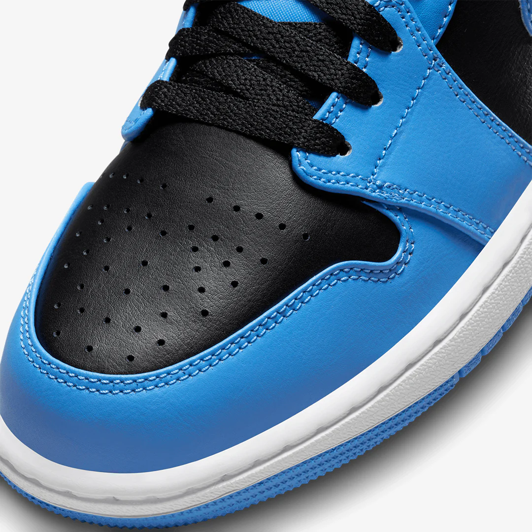 Jordan | AIR JORDAN 1 MID { UNIVERSITY BLUE/BLACK-WHITE - Image 4