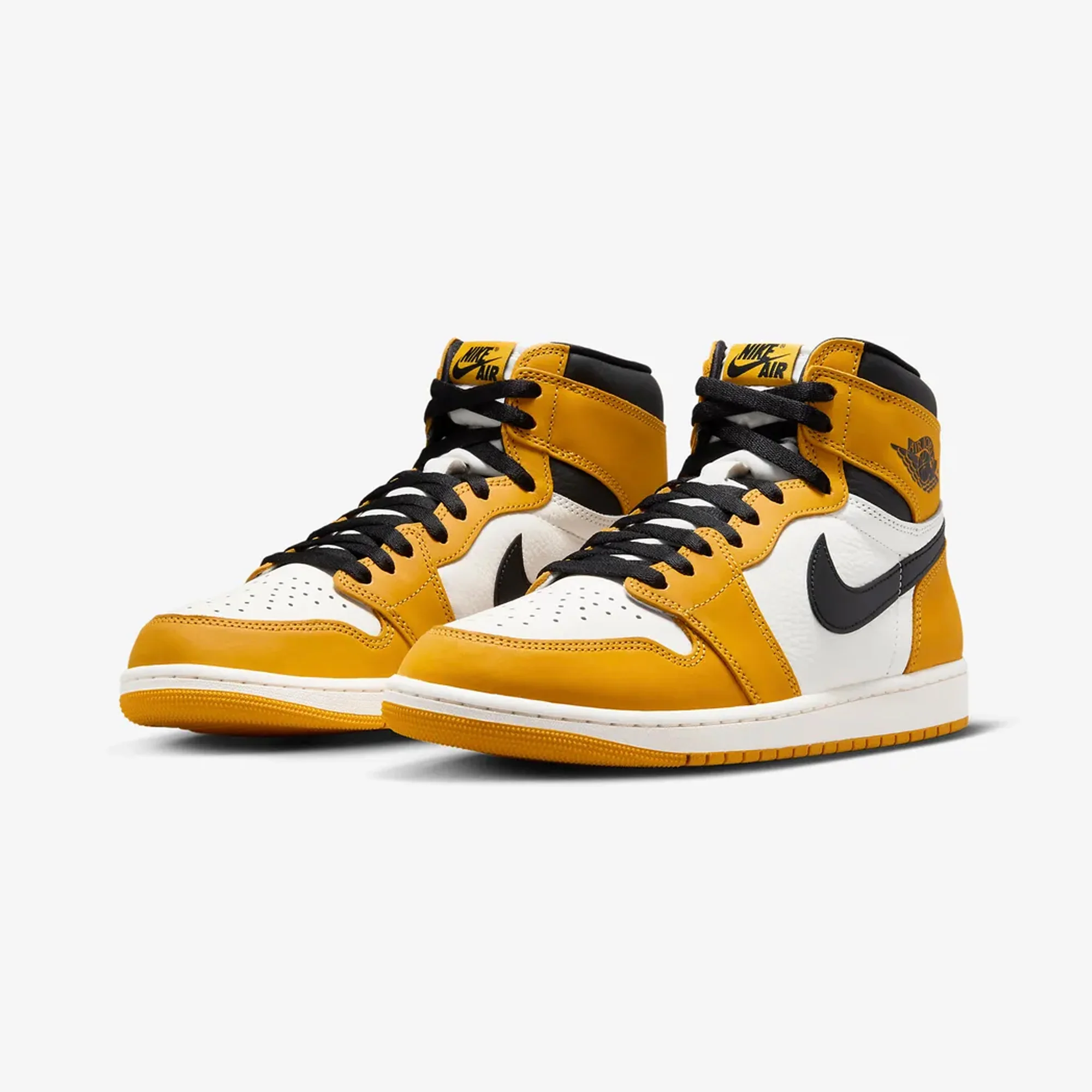 Jordan | AIR JORDAN 1 RETRO HIGH OG { YELLOW OCHRE/BLACK-SAIL - Image 2