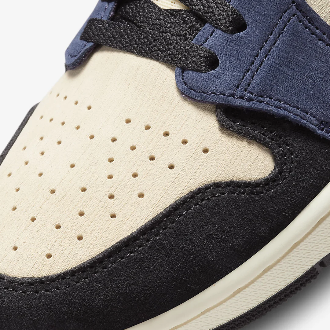 Jordan | AIR JORDAN 1 ZOOM CMFT 2 { MUSLIN/BLACKENED BLUE/COCONUT - Image 4