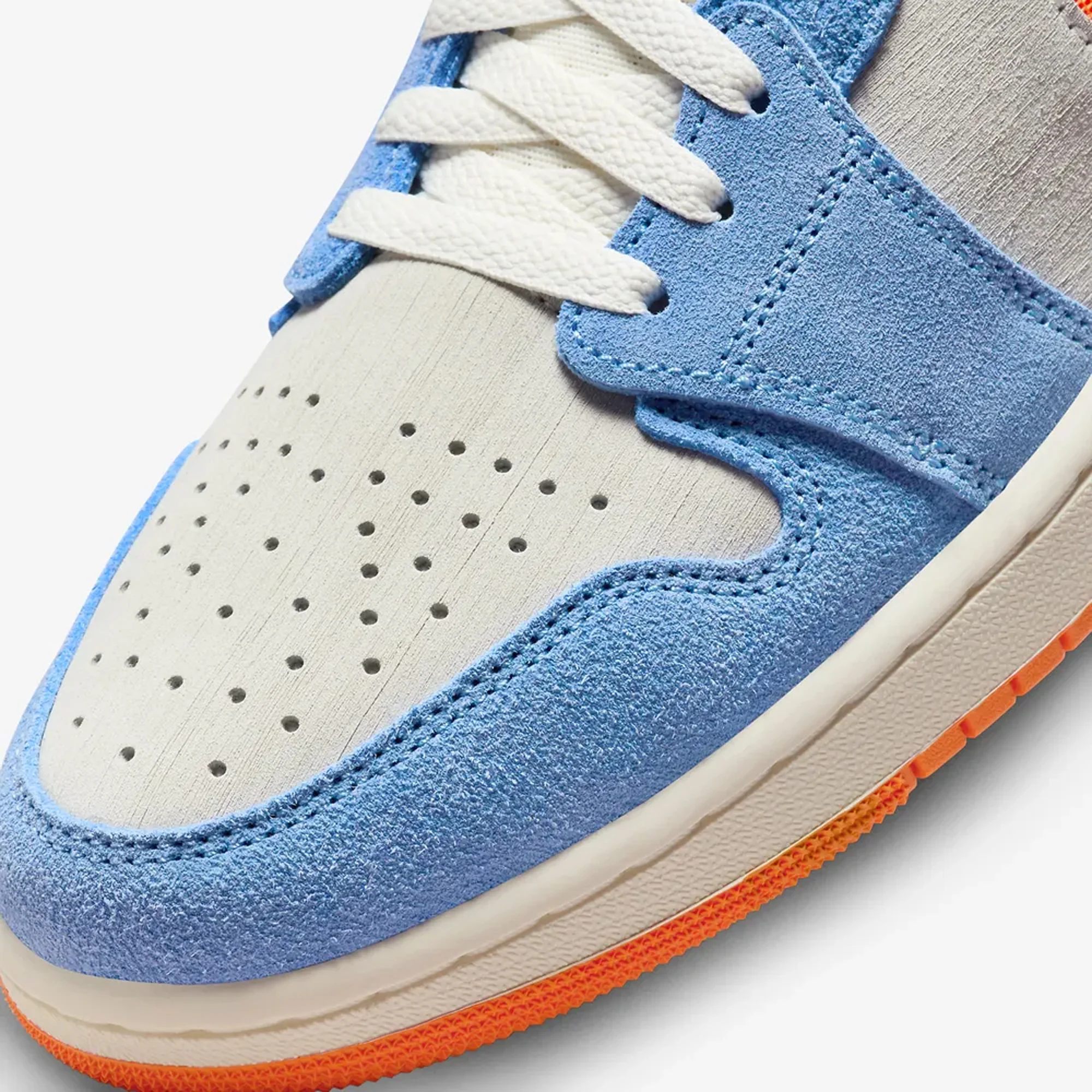 Jordan | AIR JORDAN 1 ZOOM CMFT 2 { SAIL/ALPHA ORANGE-ROYAL PULSE - Image 4