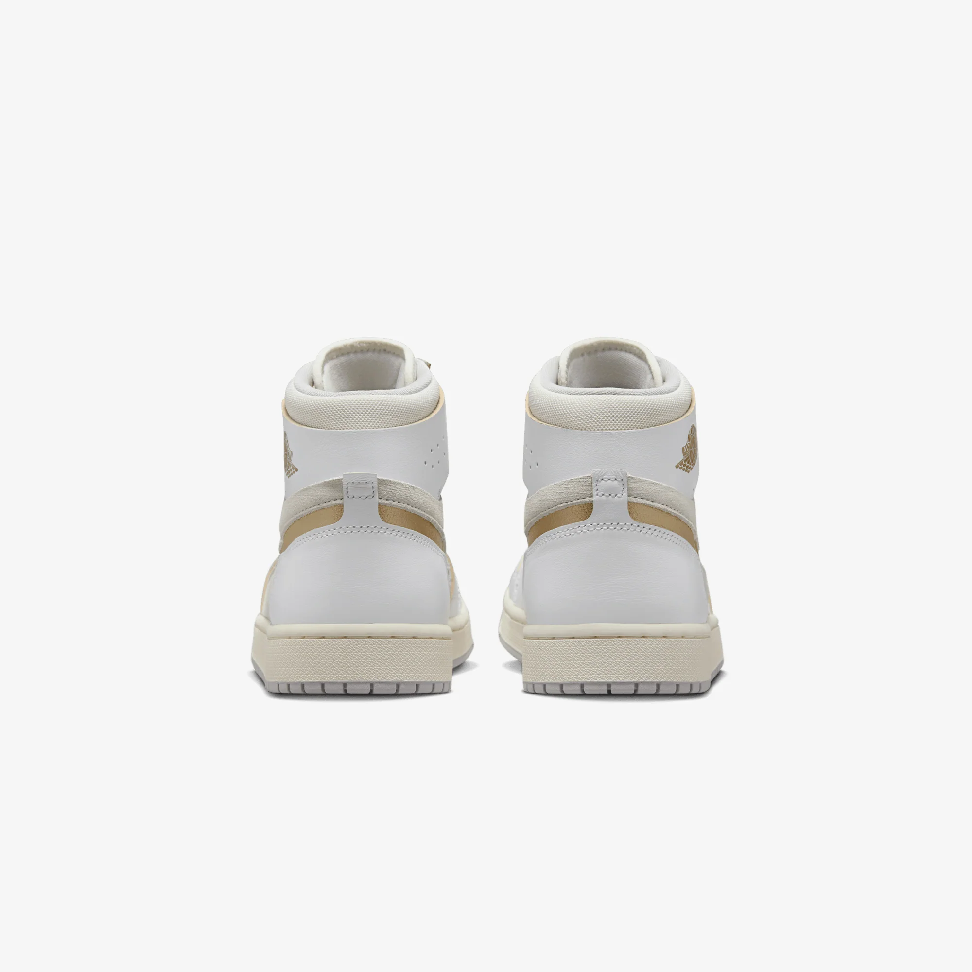 Jordan | AIR JORDAN 1 ZOOM CMFT 2 { WHITE/METALLIC GOLD-NEUTRAL GREY - Image 3