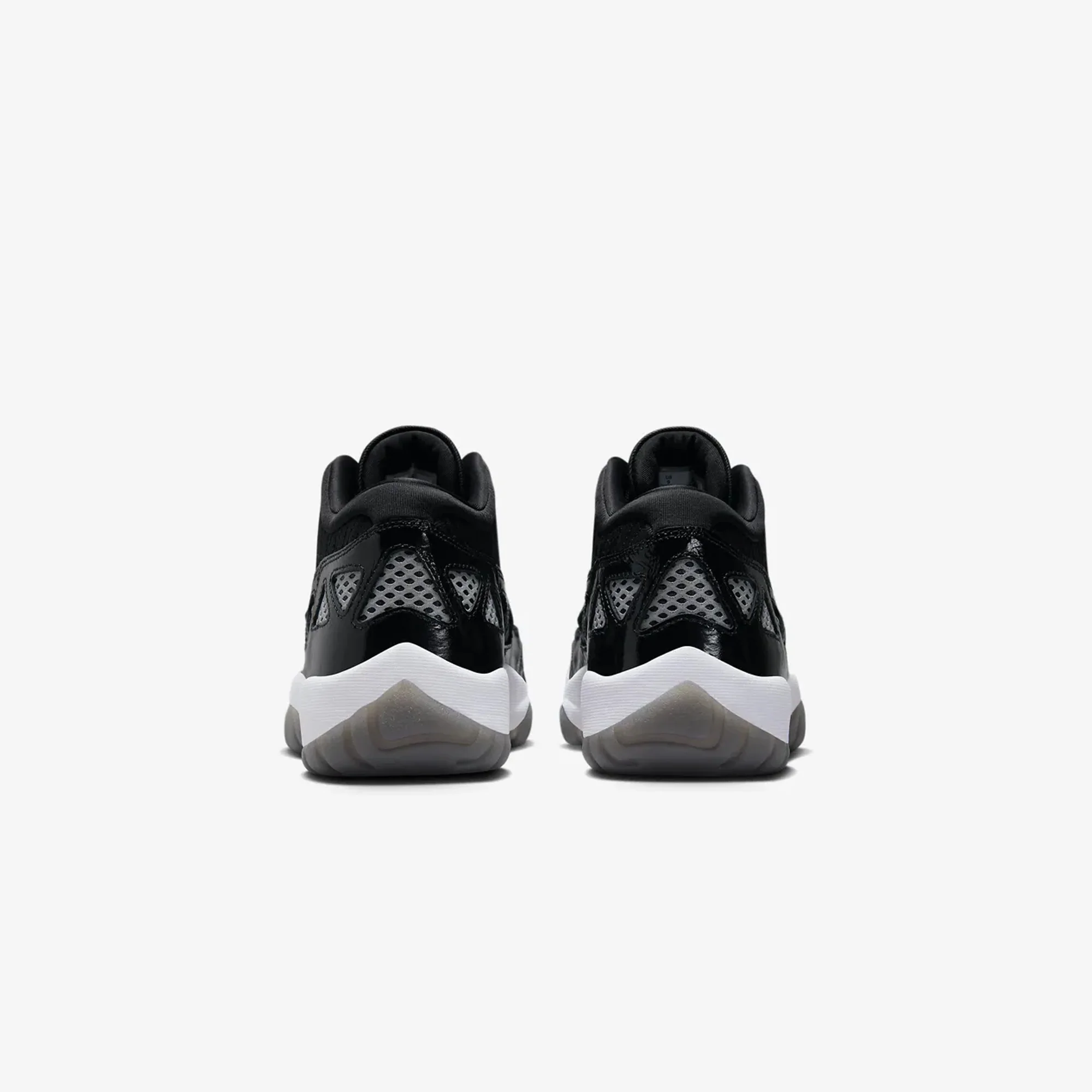 Jordan | AIR JORDAN 11 RETRO LOW IE { BLACK/BLACK-WHITE - Image 3