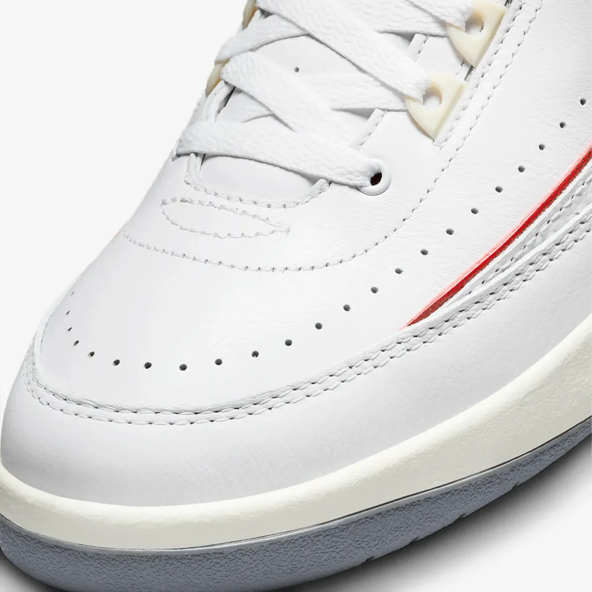 Jordan | AIR JORDAN 2 "ORIGINS" { WHITE/FIRE RED-FIR-SAIL - Image 4