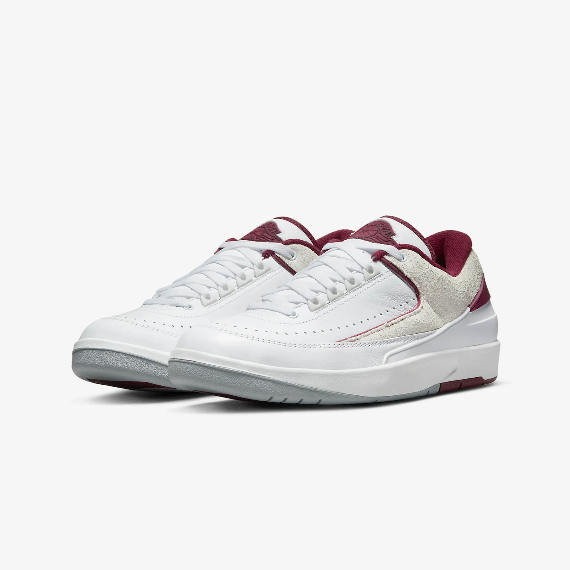 Jordan | AIR JORDAN 2 RETRO LOW { WHITE/CHERRYWOOD RED-LT STEEL GREY - Image 2
