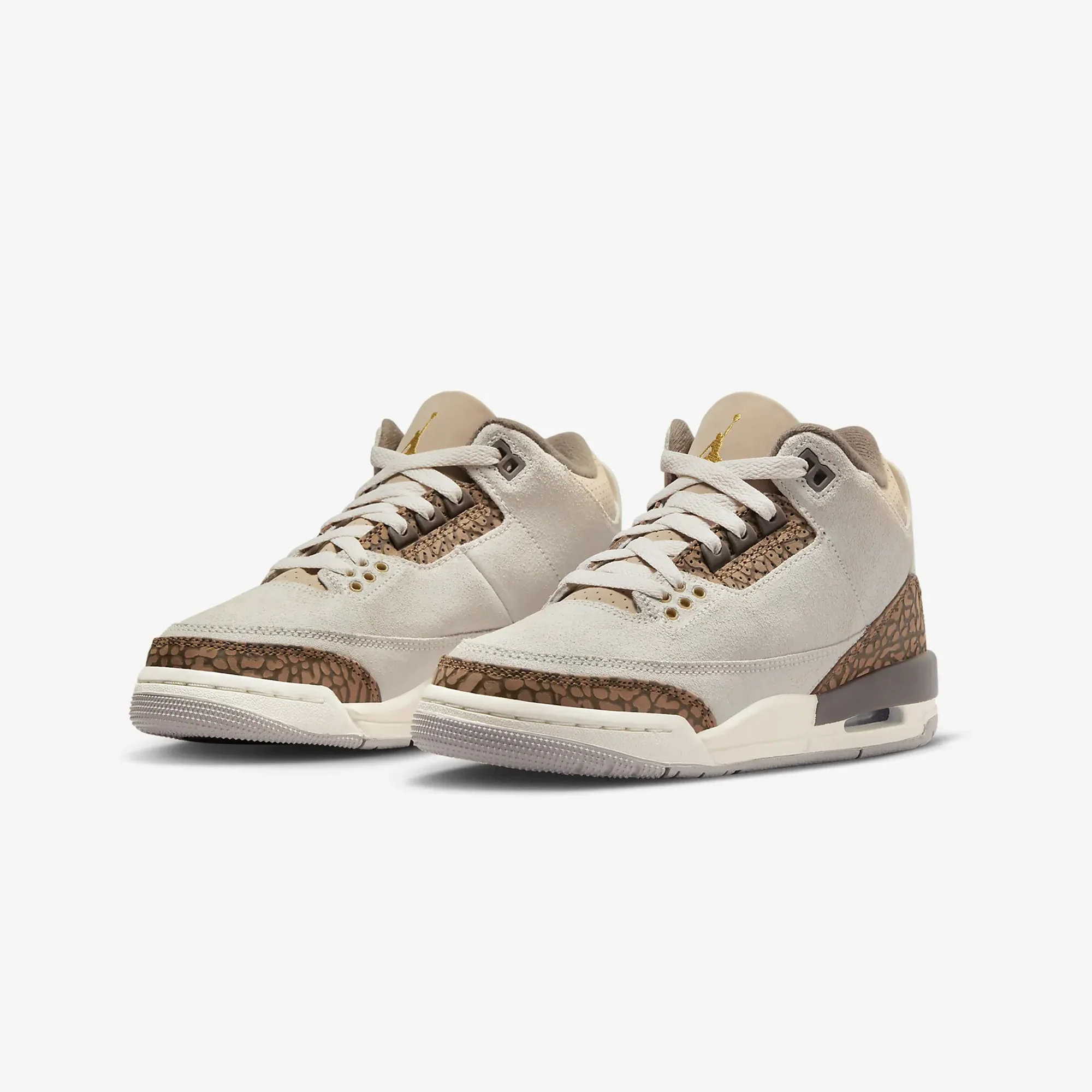 Jordan | AIR JORDAN 3 RETRO { LT OREWOOD BRN/METALLIC GOLD - Image 2