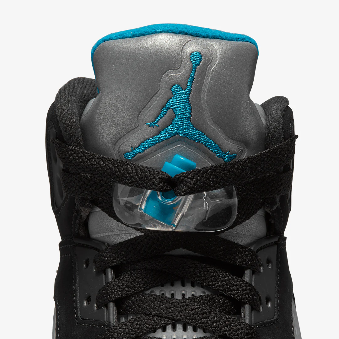 Jordan | AIR JORDAN 5 RETRO { BLACK/AQUATONE-TAXI - Image 4