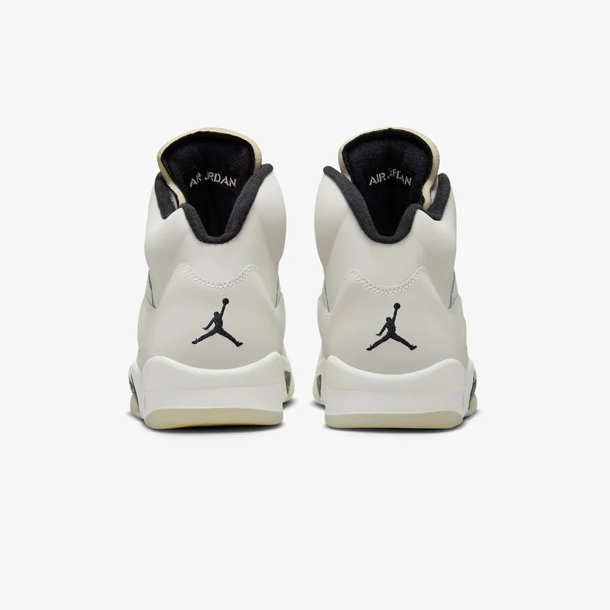Jordan | AIR JORDAN 5 RETRO SE { SAIL/BLACK-LT OREWOOD BRN-COCONUT MILK - Image 3