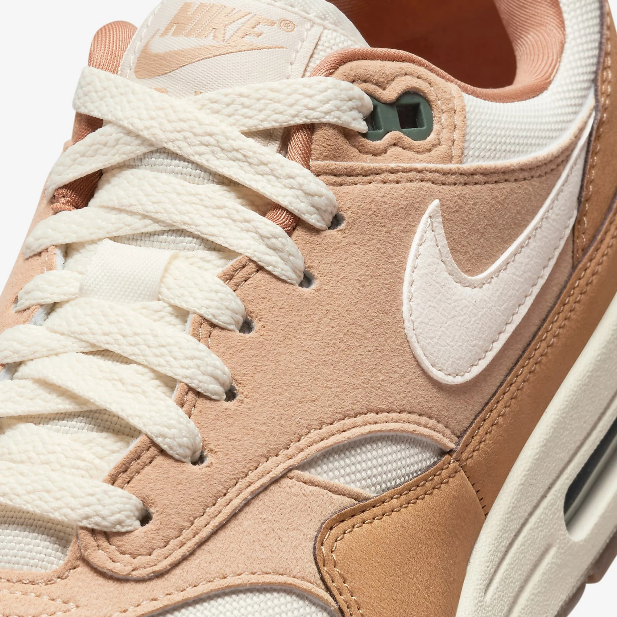 Nike | AIR MAX 1 '87 { FLAX/COCONUT MILK-SESAME-VINTAGE GREEN - Image 4