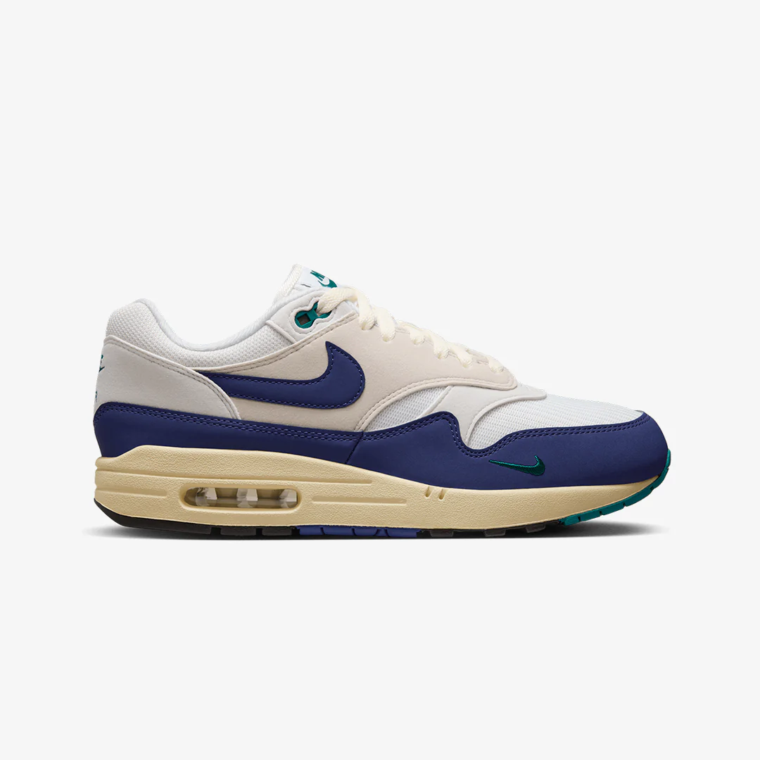 Nike | AIR MAX 1 { SAIL/DEEP ROYAL BLUE-LT OREWOOD BRN