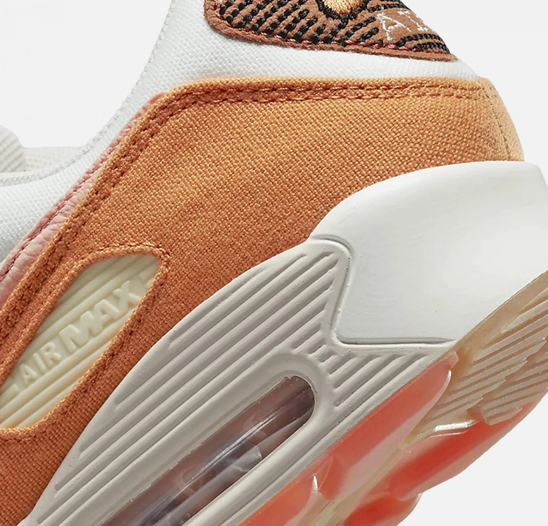 Nike | AIR MAX 90 SE { SAIL / LIGHT OREWOOD BROWN - Image 6
