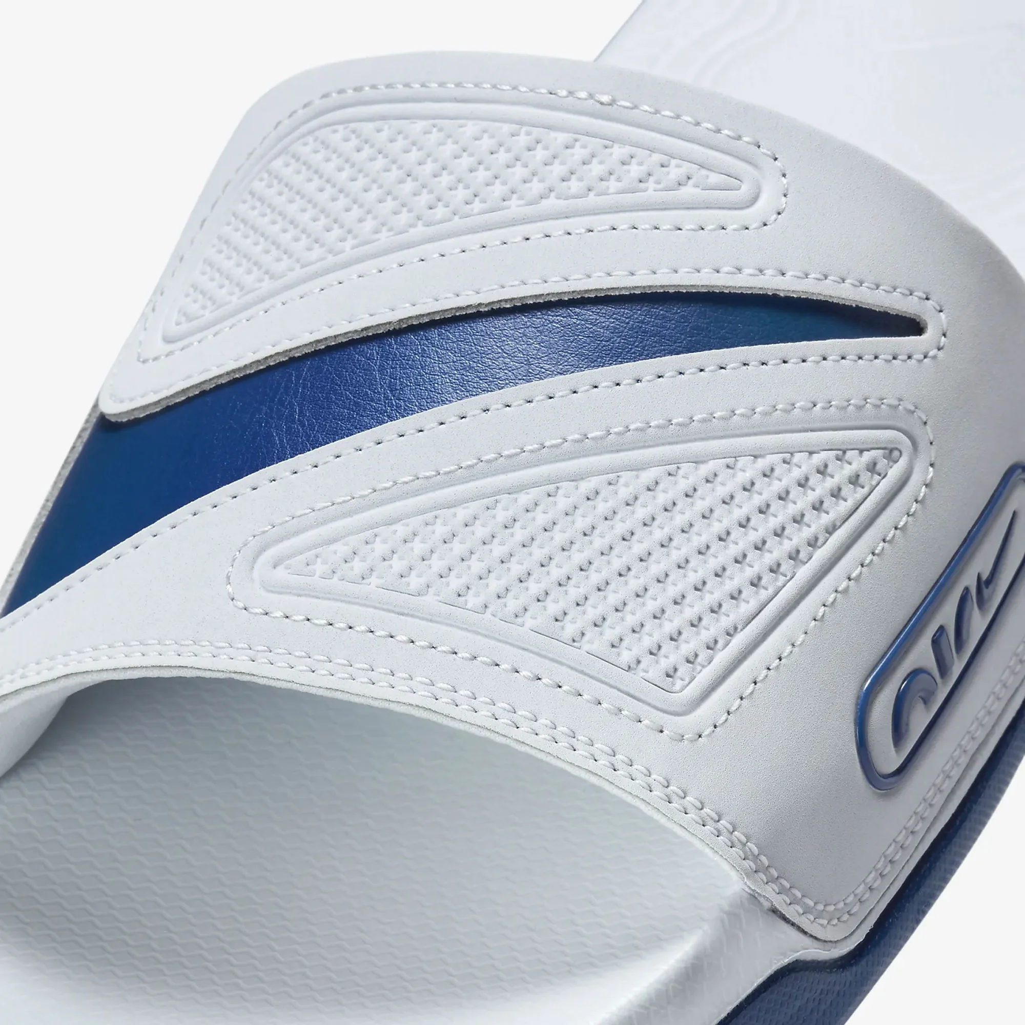 Nike | AIR MAX CIRRO { PURE PLATINUM/COURT BLUE-COURT BLUE - Image 3