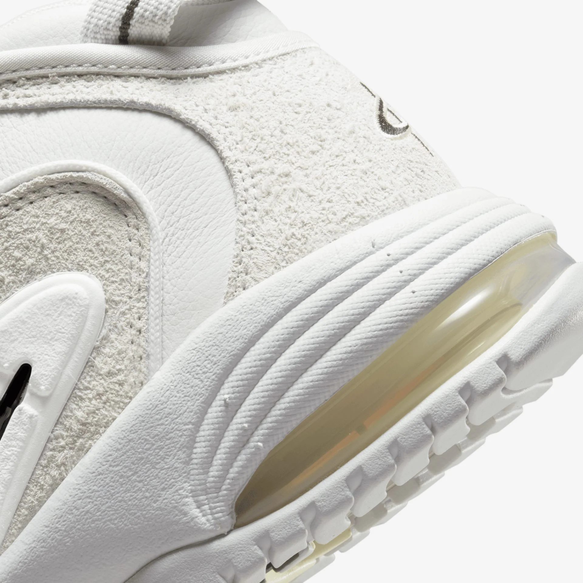 Nike | AIR MAX PENNY ONE { WHITE / GREY - Image 4