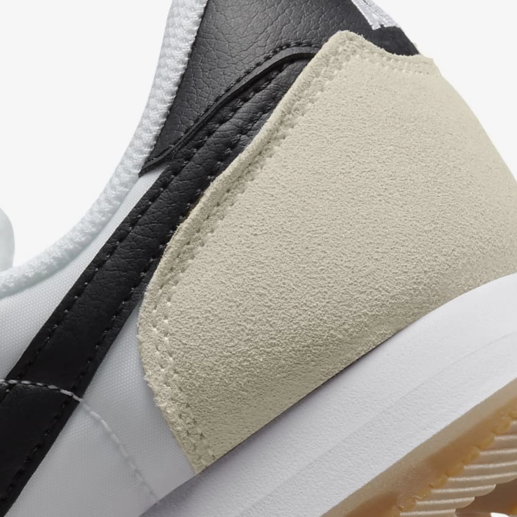 Nike | AIR PEGASUS 83 { WHITE/BLACK-GUM LIGHT BROWN - Image 5