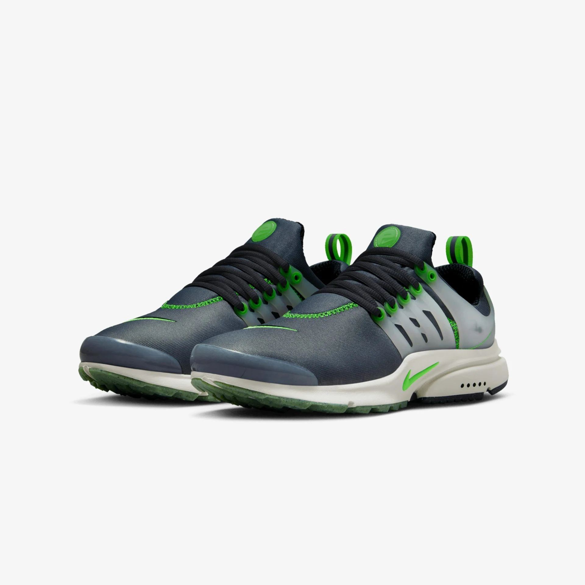Nike | AIR PRESTO HALLOWEEN { SMOKE GREEN/OFF NOIR - Image 2