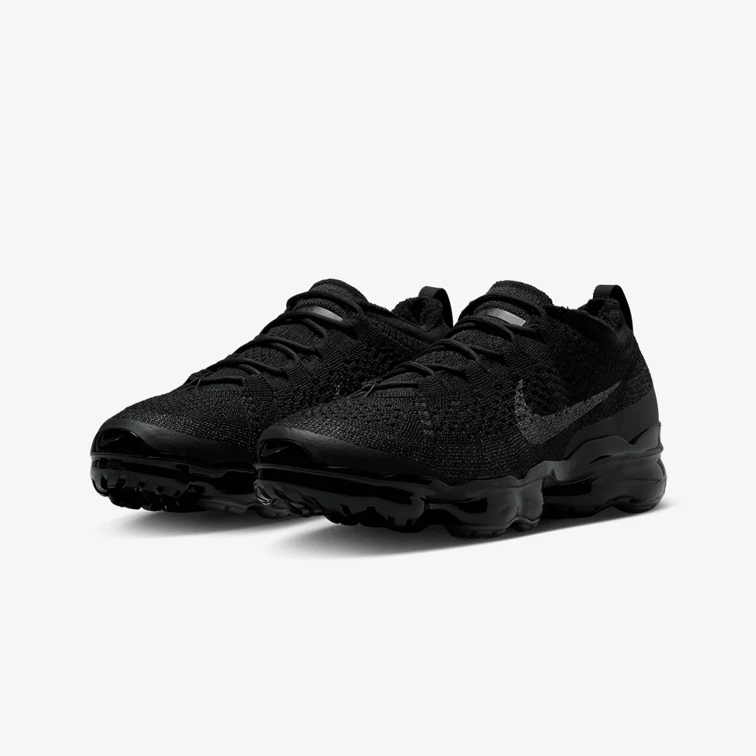 Nike | AIR VAPORMAX 2023 FLYKNIT { BLACK/BLACK-ANTHRACITE-BLACK - Image 2